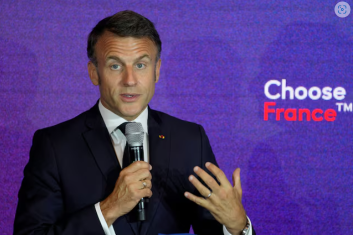 Macron Choose France